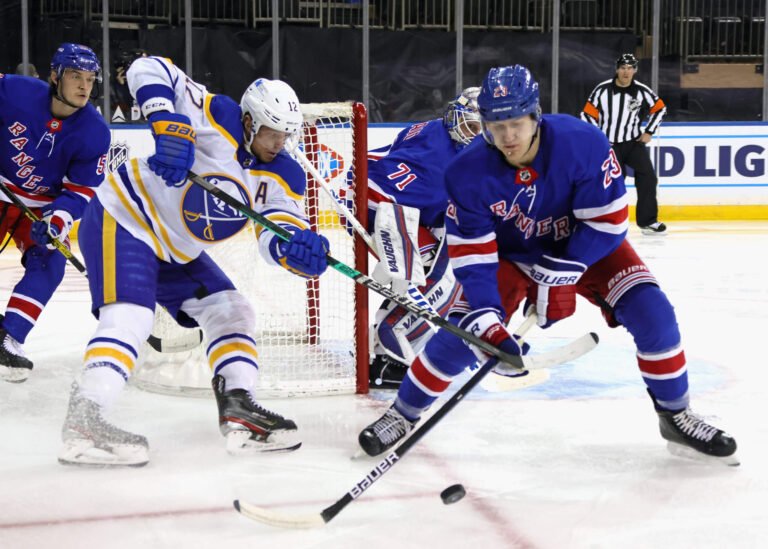 2021-03-22T234319Z_1149347280_MT1USATODAY15777083_RTRMADP_3_NHL-BUFFALO-SABRES-AT-NEW-YORK-RANGERS-scaled
